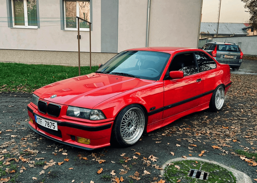 bmw-e36-coupe-325i-141kw-od-radka-1-min